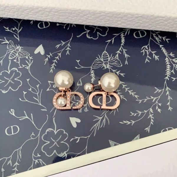 Dior CD Pearl Earrings - Luxury Earring Design | GodJewel