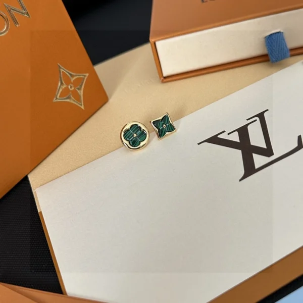 Color Blossom Bb Star Ear Stud – LV Replica Jewelry | GodJewel