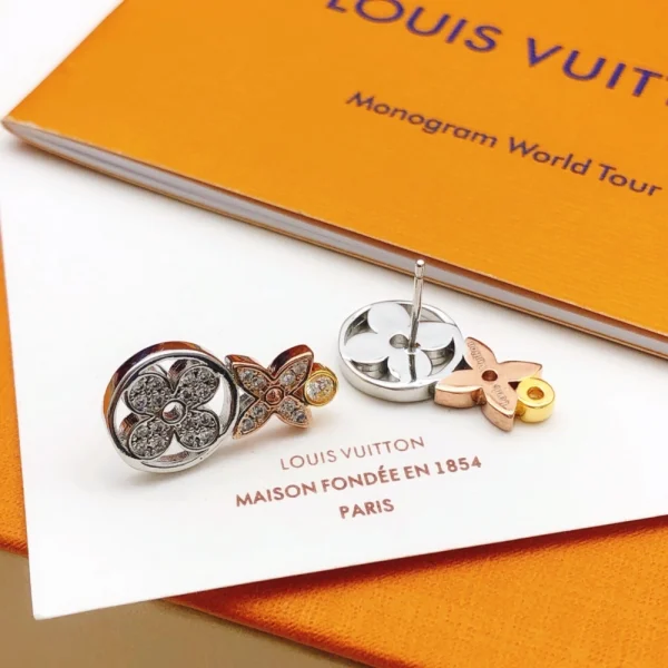 Louis Vuitton Idylle Blossom Studs Earrings – LV-ER14
