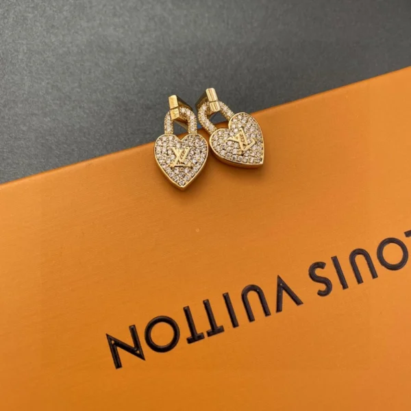 Louis Vuitton Heart Earrings Replica - GodJewel
