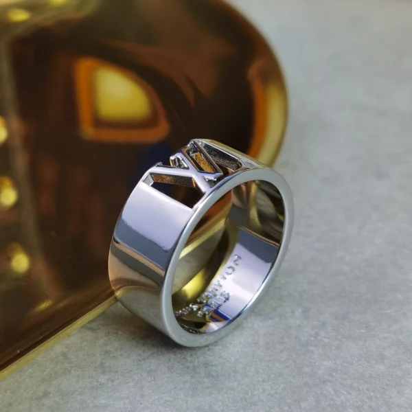 Louis Vuitton LV Ring – Louis Vuitton Luxury Jewelry | GodJewel