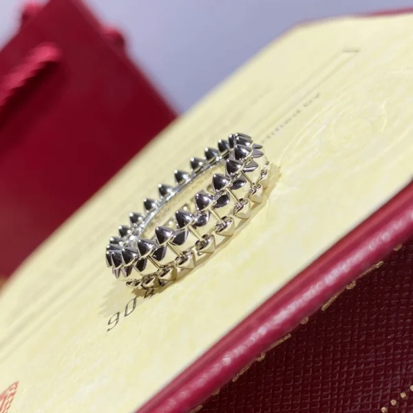 Clash de Cartier ring medium – Bold and edgy luxury ring by GodJewel