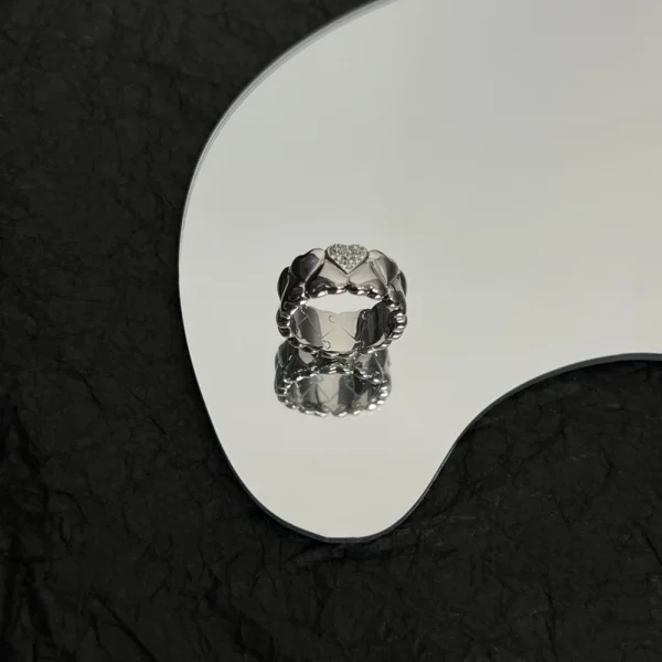 Cartier Diamond Hearts band ring – Romantic diamond-studded luxury ring by GodJewel