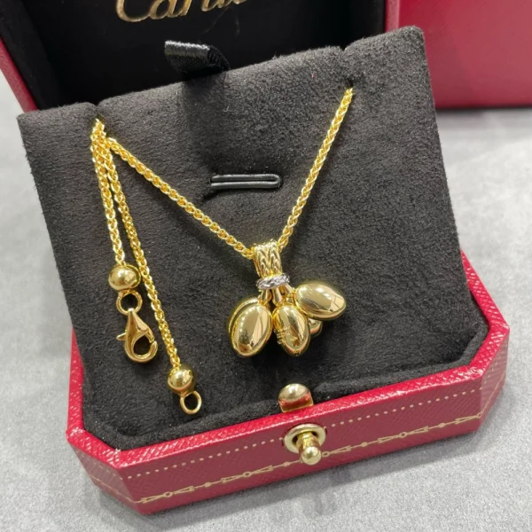 Cartier Grain de Café necklace – Delicate and refined luxury jewelry by GodJewel