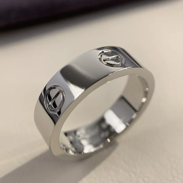 LOVE ring classic model – Elegant and timeless luxury ring by GodJewel