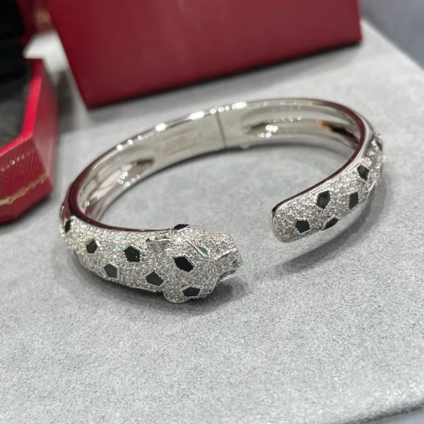 Cartier Panthère de Cartier bracelet – Timeless panther-inspired luxury jewelry by GodJewel