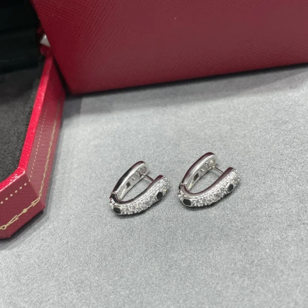 Panthère de Cartier earrings | Perfect Luxury Earrings at GodJewel