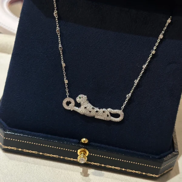 Cartier Panthère de Cartier necklace design – Inspired Design | GodJewel