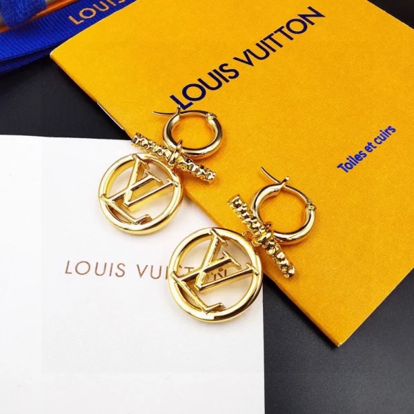 Louis Vuitton Baby Louise Earrings – Replica Jewelry | GodJewel