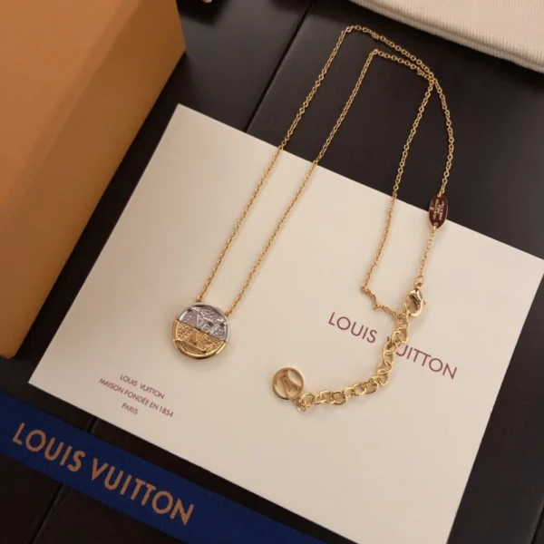 Collier L to V Necklace – Louis Vuitton Replica Jewelry | GodJewel