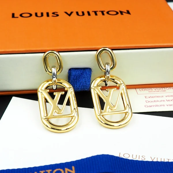 Everyday Chain Lv Earring – LV Replica Jewelry | GodJewel