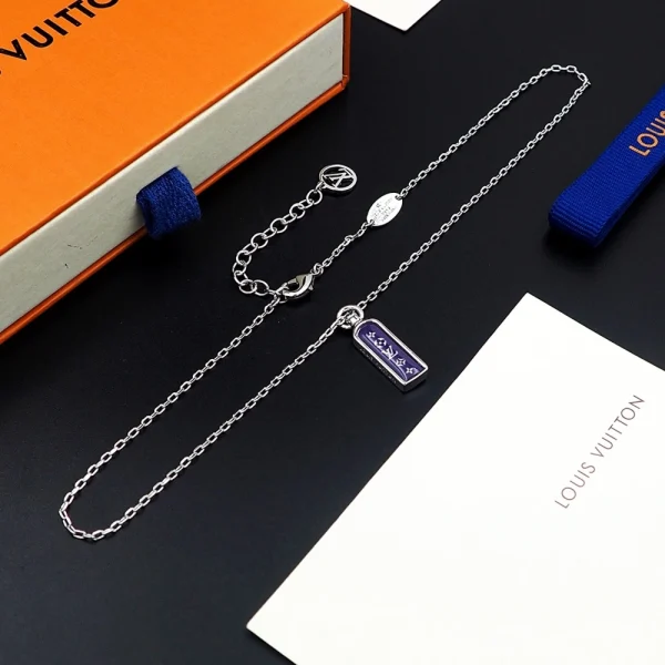 Les Gastons Vuitton Small Tag Pendant Necklace replica – Stylish and minimalist LV-inspired small tag necklace by GodJewel