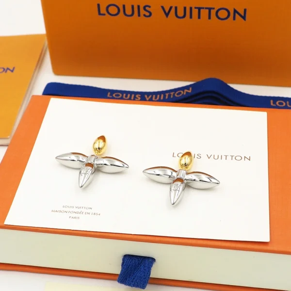 Louisette Earrings Silver replica – Elegant silver-tone Louis Vuitton-inspired earrings by GodJewel