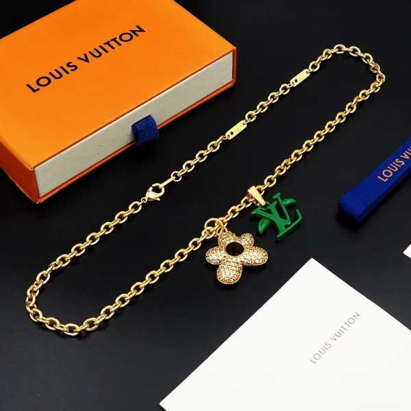 LV Blooming Pendant Necklace – Louis Vuitton Jewerly | GodJewel