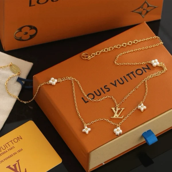 LV Floragram Necklace – Louis Vuitton Luxury Jewerly | GodJewel