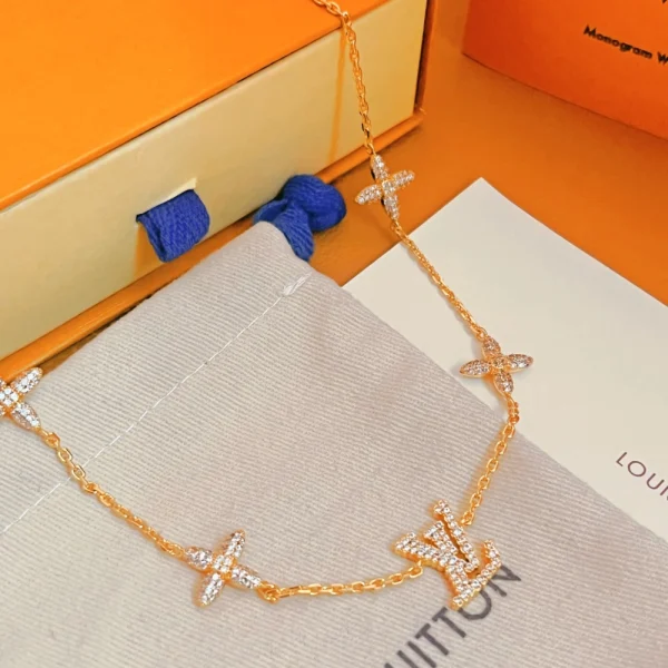 LV Iconic Tresor Necklace Yellow Gold – LV Jewelry | GodJewel
