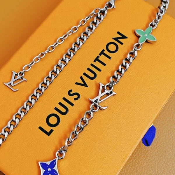 Louis Vuitton Monogram Row Necklace replica – Elegant LV-inspired necklace with signature monogram row design by GodJewel