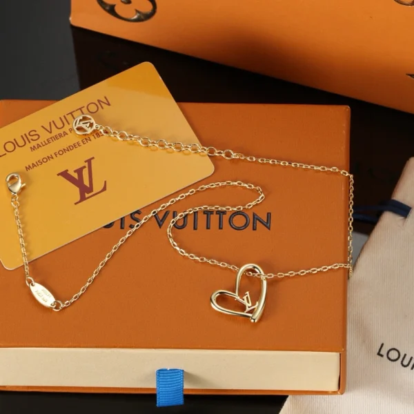 Louis Vuitton Necklace Heart replica – Romantic heart-shaped Louis Vuitton-inspired necklace by GodJewel