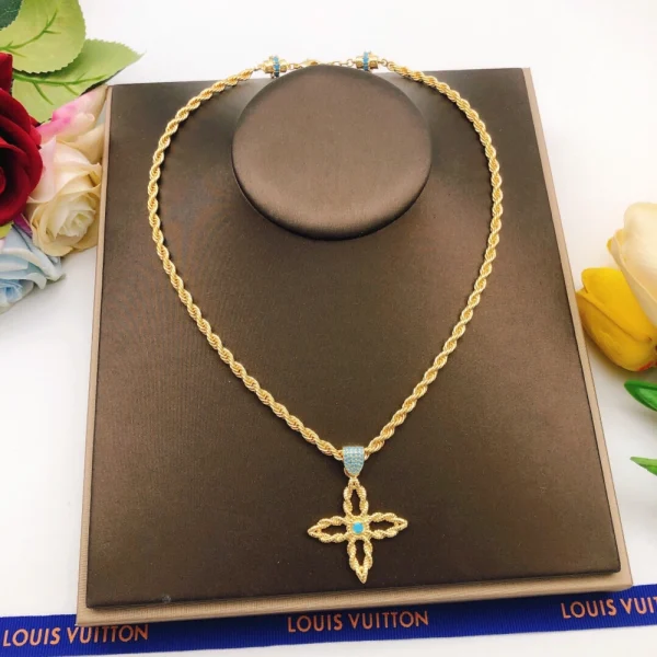 Louis Vuitton Necklace Yellow Gold – Replica Jewelry | GodJewel