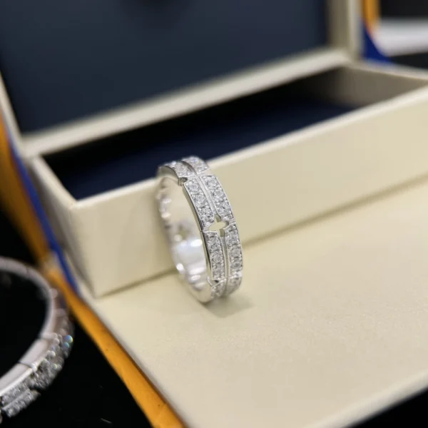 Louis Vuitton Tumbler Ring replica – Bold and modern LV-inspired ring with engraved details by GodJewel