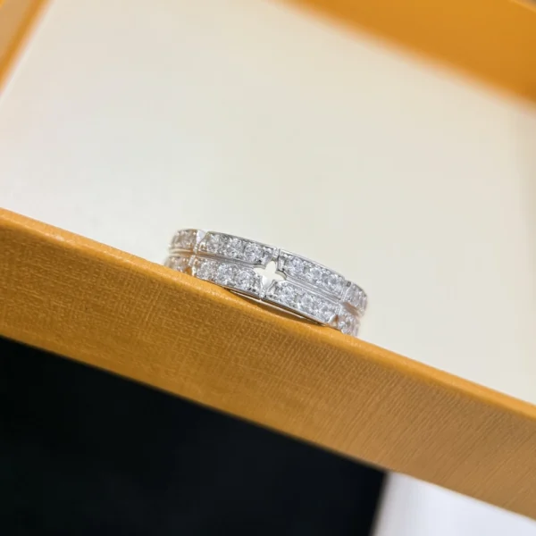 Louis Vuitton Tumbler Ring replica – Bold and modern LV-inspired ring with engraved details by GodJewel