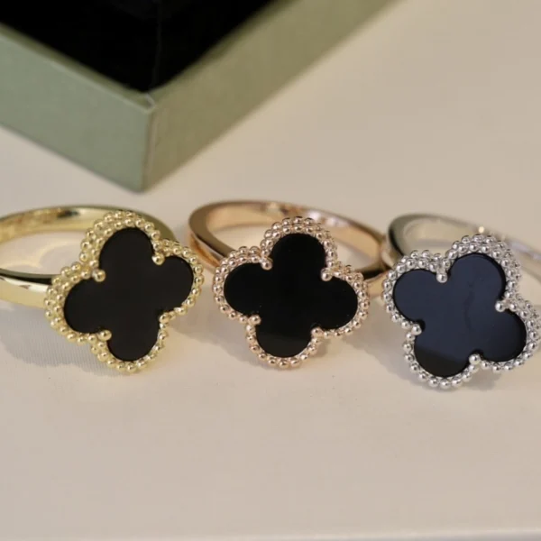 Van Cleef & Arpels Clover ring | GodJewel Inspired Jewelry