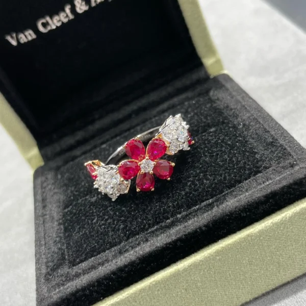 Van Cleef & Arpels Folie des Prés ring | GodJewel Inspired Jewelry