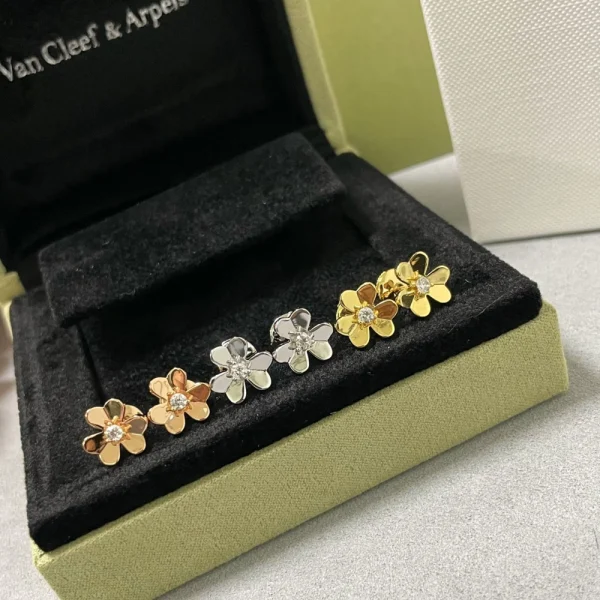 Van Cleef Arpels Frivole earrings | High-Quality Styles at GodJewel