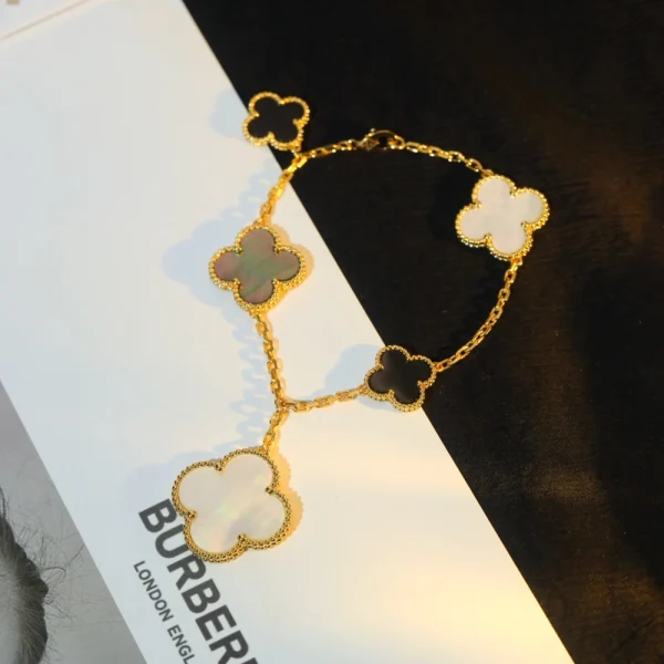 Magic Alhambra bracelet 5 motifs | Van Cleef Jewelry at GodJewel