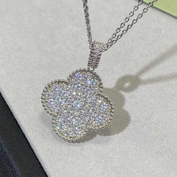 Van Cleef Magic Alhambra long necklace 1 motif | GodJewel Official