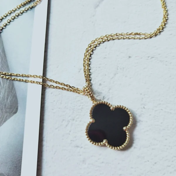 Van Cleef Arpels Magic Alhambra long necklace | GodJewel