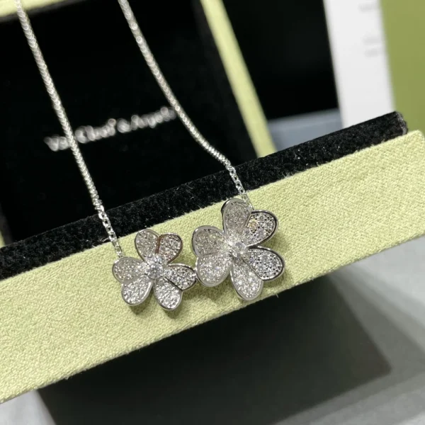 Van Cleef & Arpels necklace | GodJewel Inspired Jewelry
