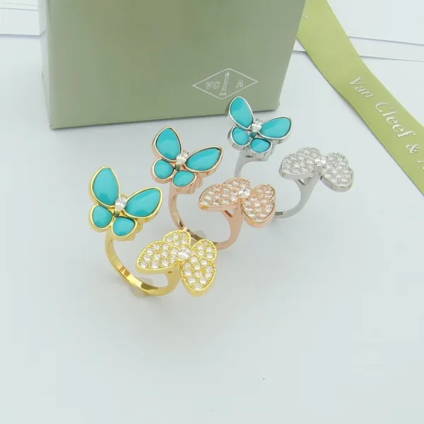 Van Cleef & Arpels Two Butterfly Between the Finger ring – Graceful open-ring design with butterfly motif by GodJewel