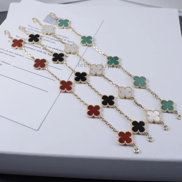Vintage Alhambra bracelet 5 motifs | Van Cleef at GodJewel