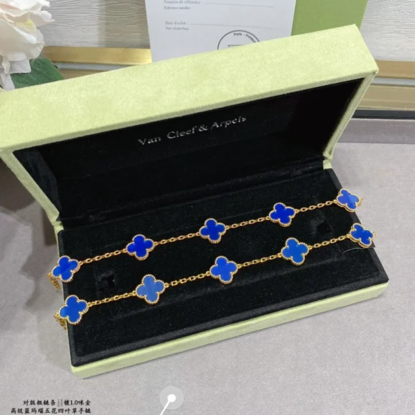 Van Cleef and Arpels Vintage Alhambra bracelet | GodJewel