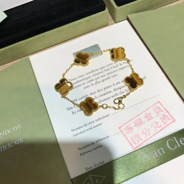 Van Cleef Arpels bracelet 5 motifs | Luxury Jewelry at GodJewel