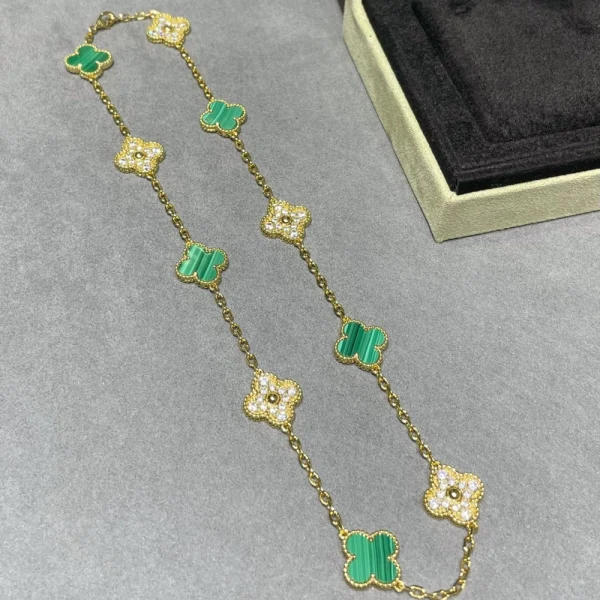 Van Cleef Vintage Alhambra necklace 10 motifs | GodJewel