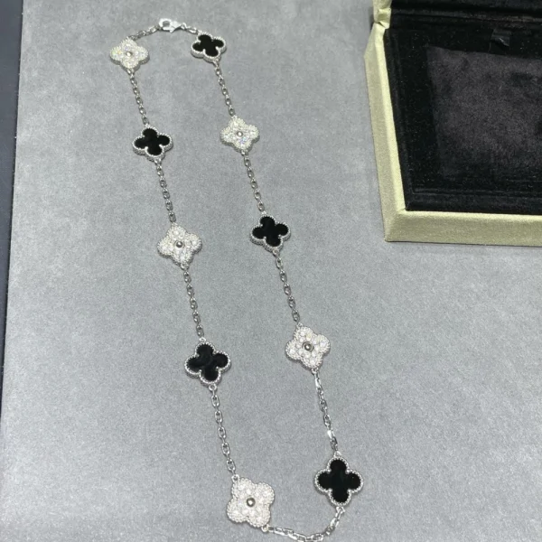Van Cleef Vintage Alhambra 10 motifs | Luxury Inspired GodJewel