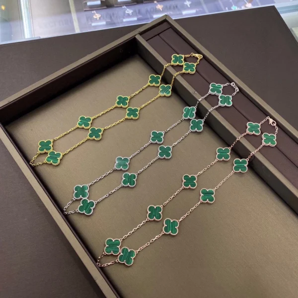 Van Cleef & Arpels Vintage Alhambra 10 motifs | GodJewel