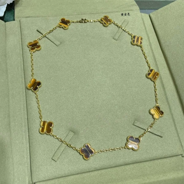 Van Cleef Arpels Alhambra Necklace 10 motifs | GodJewel