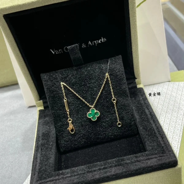 Van Cleef & Arpels Vintage Alhambra pendant necklace VA-NL18 – Signature clover-inspired luxury jewelry by GodJewel
