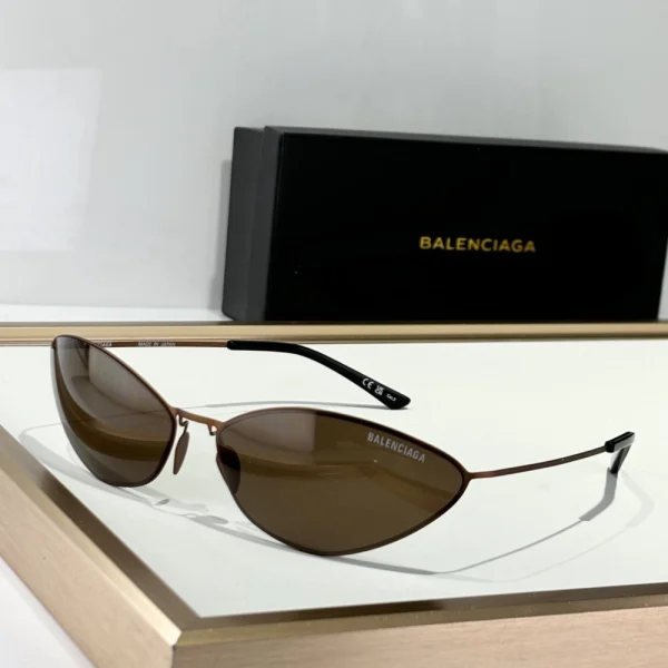 High-fashion Balenciaga Malibu sunglasses featuring round lenses and sculpted temples