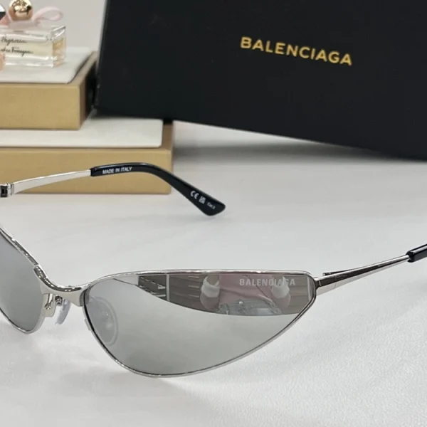 Balenciaga cat-eye Razor sunglasses in glossy black finish