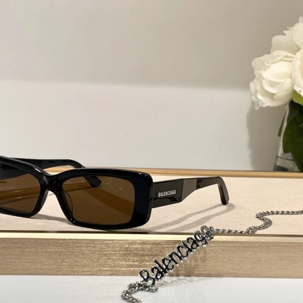 Luxury Balenciaga unisex sunglasses featuring sleek silhouette and signature branding