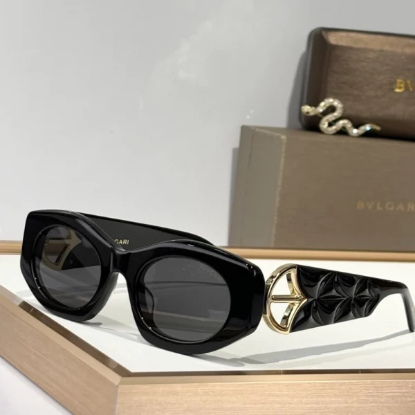 Bvlgari Calla sunglasses featuring elegant curved temples and gold floral accents inspired by the Calla lily