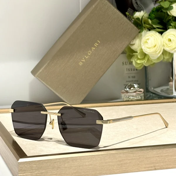 Sleek Bvlgari Octo Finissimo sunglasses – bold geometry meets refined luxury
