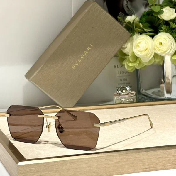 Octo Finissimo by Bvlgari – ultra-light sunglasses with architectural inspiration