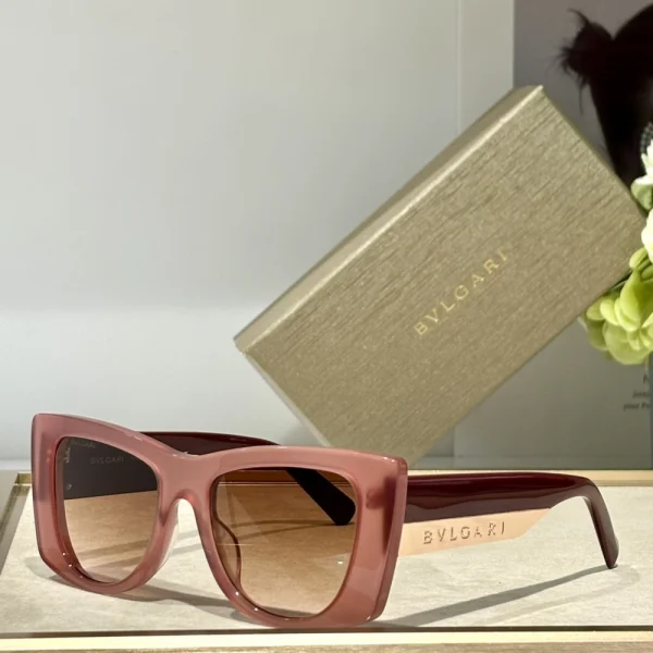 Side view of Bvlgari Roma sunglasses highlighting thick arms and engraved Bvlgari logo