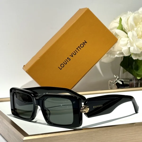 Bvlgari sunglasses from the Serpenti collection – bold silhouette, refined detailing, and unmistakable elegance