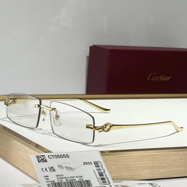 Zoomed-in detail of the Cartier Panthère de Cartier sunglasses temples, revealing intricate feline head craftsmanship